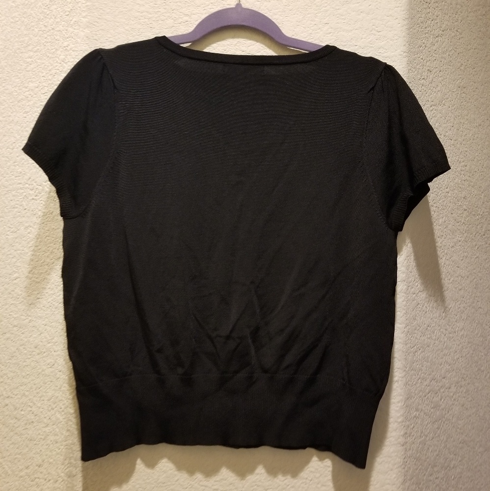 INC Button-up Top - Picture 2 of 6